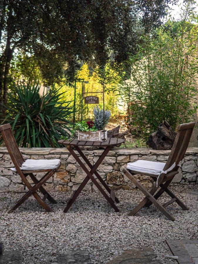 Garrigues-et-Sainte-Eulalie Les Jardins D'Holi Proche Uzes Bed & Breakfast エクステリア 写真